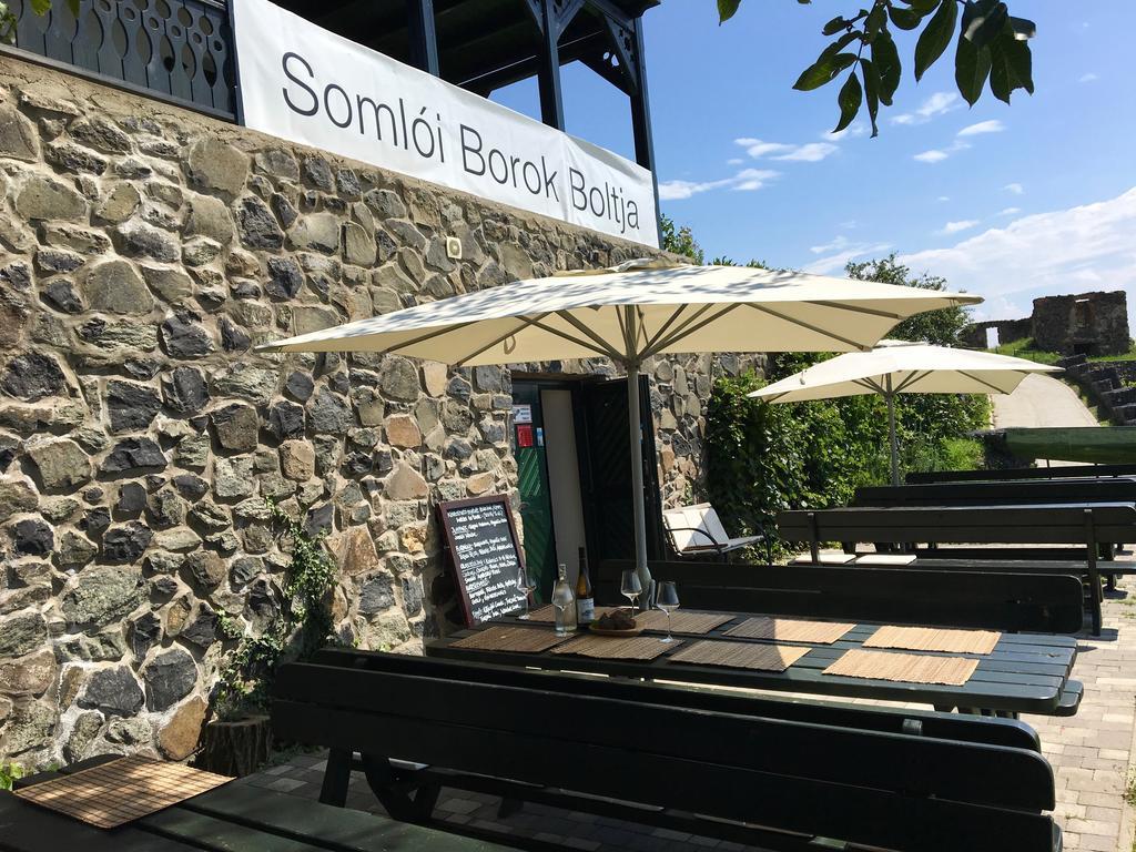 Somlo Wineshop Guesthouse Somlovasarhely Buitenkant foto